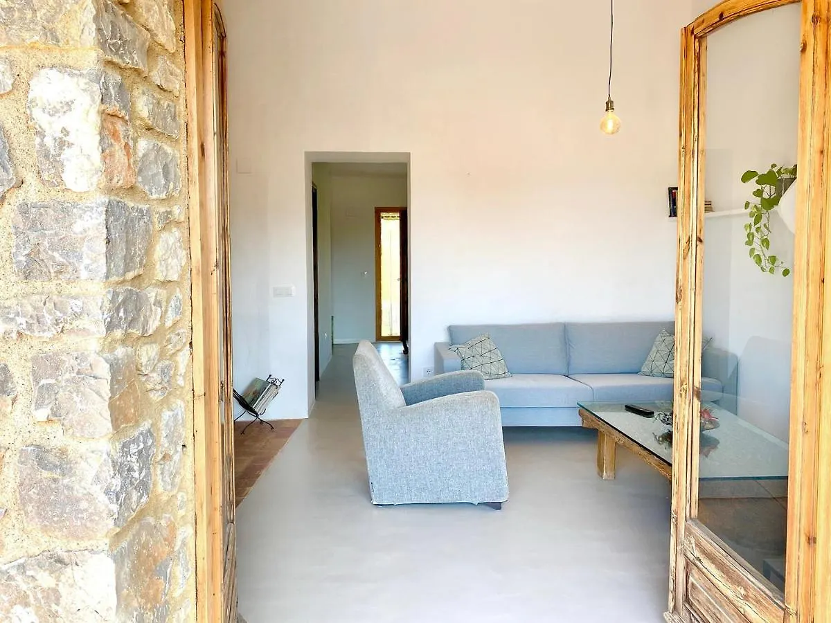 Els Olivars Bellcaire d'Emporda إسبانيا
